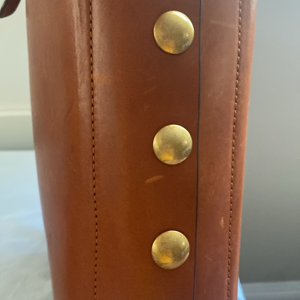 Tory Burch brown tote bag: shoulder bag - Picture 10 of 16